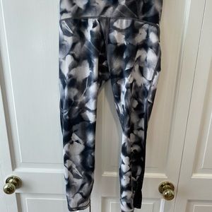 Lululemon Black/Grey Tie Dye Leggings